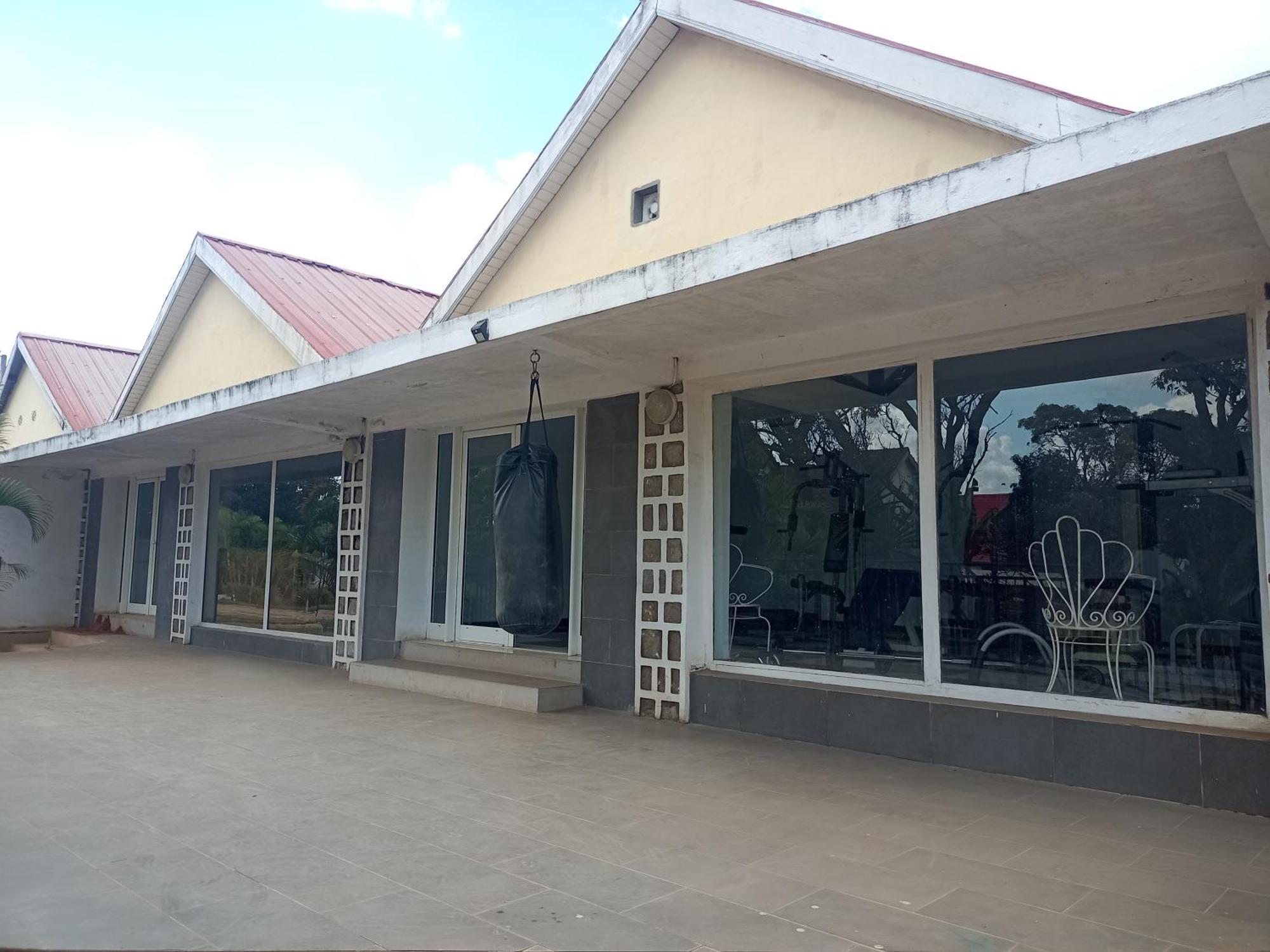 La Residence D'Ankerana Antananarivo Luaran gambar